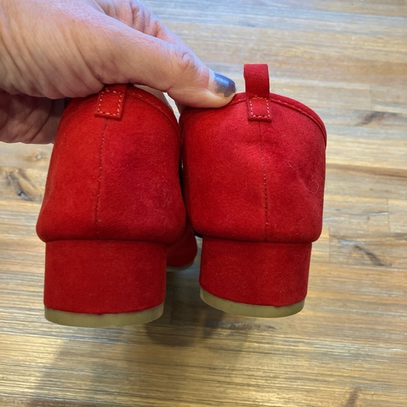 NWOT Brash size 6.5‎ red microsuede pumps with 1" block heel - Picture 4 of 6